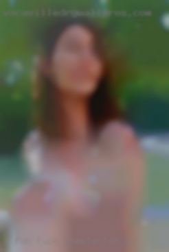 A fun girl fuck Chesterton, IN looking for a few friends.